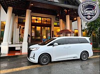 MPV Luxury Van